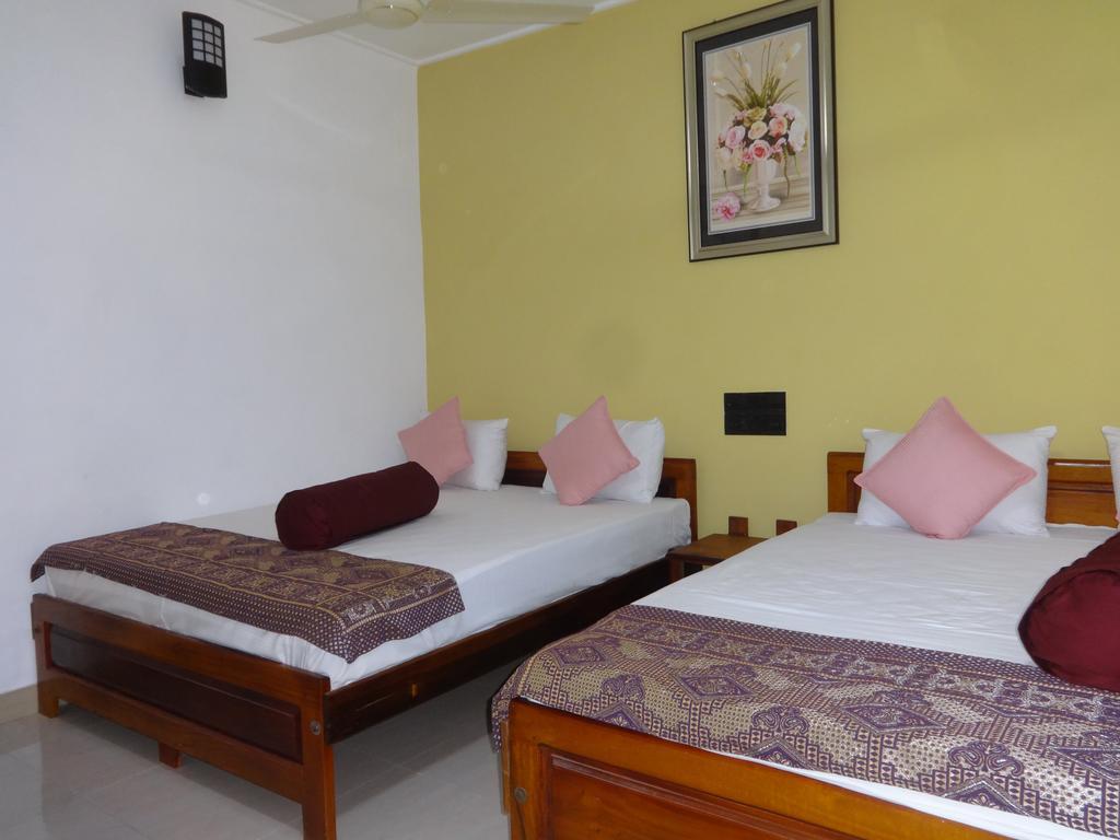 Dutch Bay Beach Cottages Trincomalee Eksteriør billede