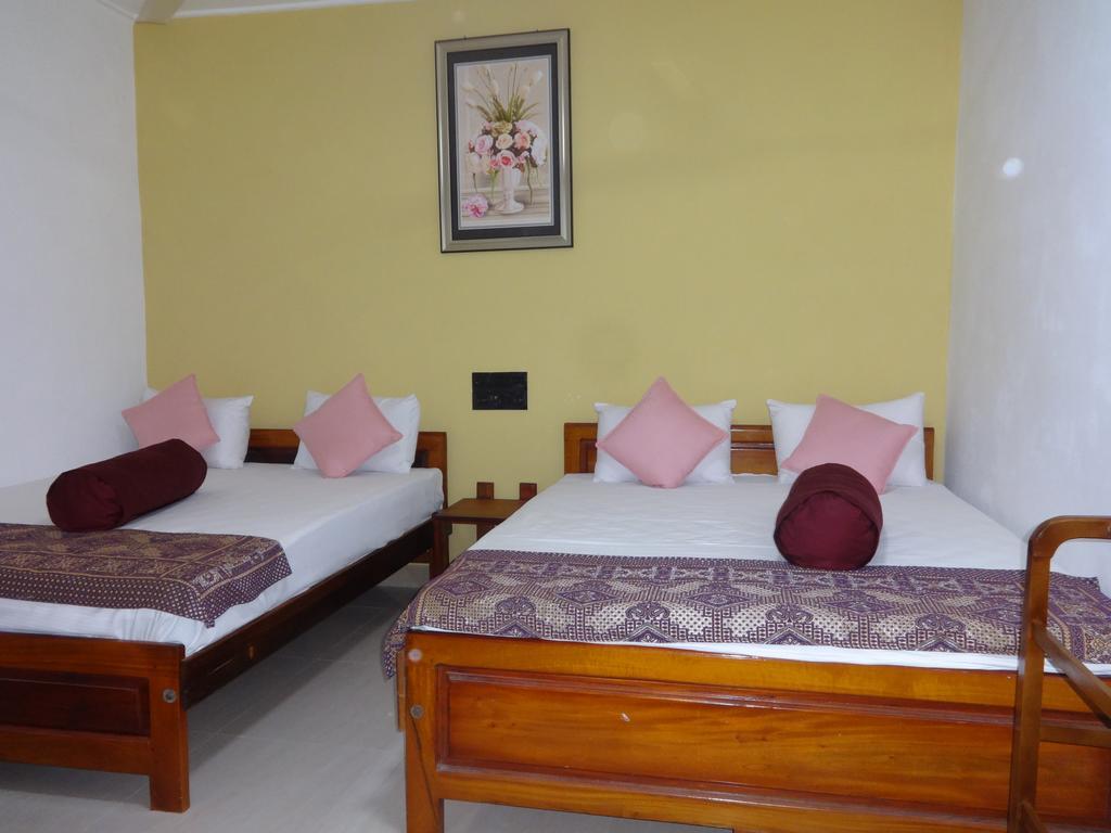 Dutch Bay Beach Cottages Trincomalee Eksteriør billede