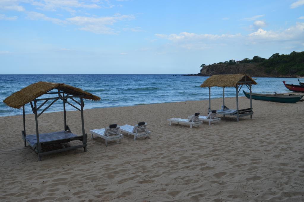 Dutch Bay Beach Cottages Trincomalee Eksteriør billede